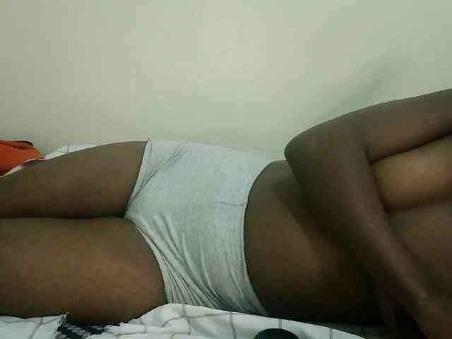 Prettyebony3 webcam