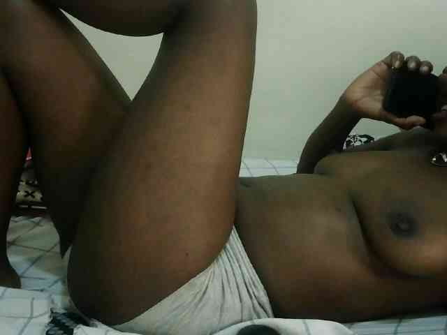 Prettyebony3 webcam
