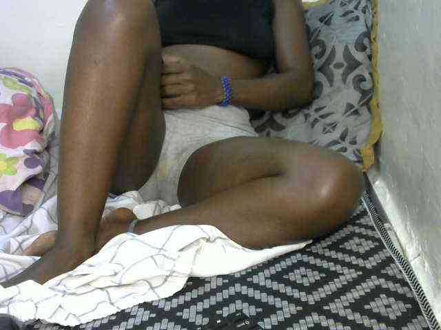 Prettyebony3 webcam