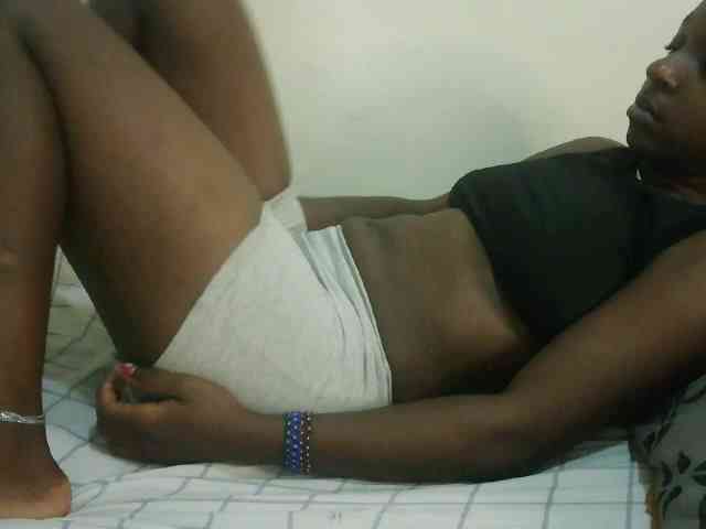 Prettyebony3 webcam