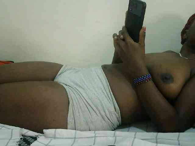 Prettyebony3 webcam