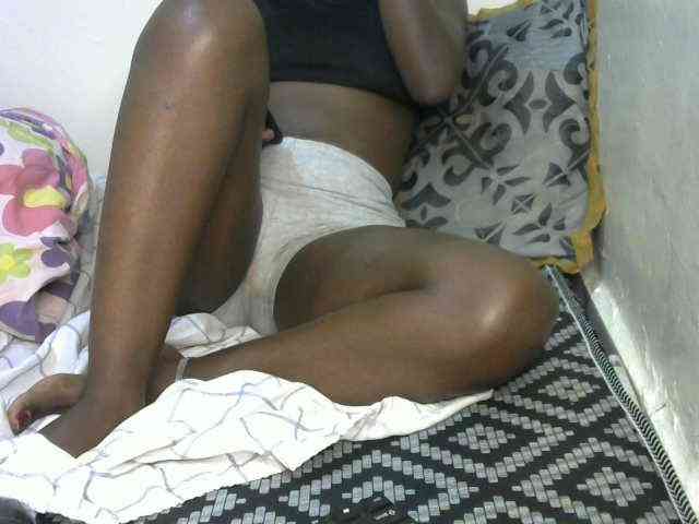 Prettyebony3 webcam