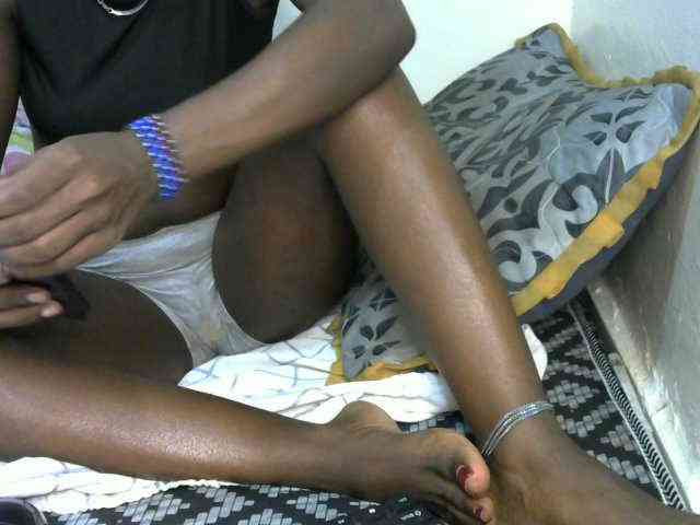 Prettyebony3 webcam