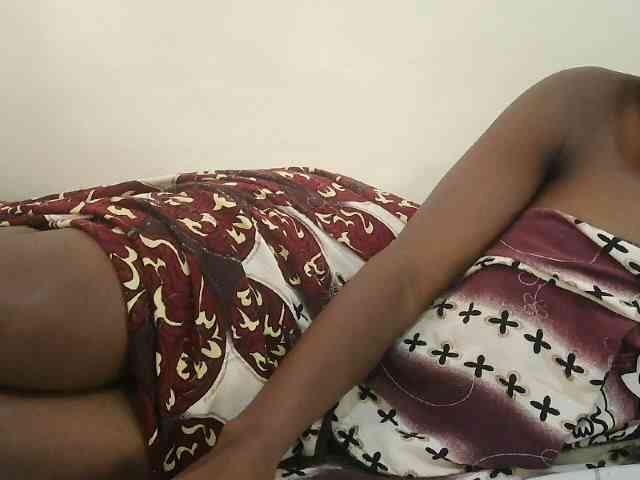 Prettyebony3 webcam