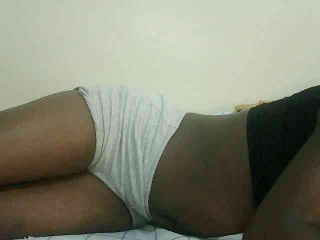 Prettyebony3 webcam