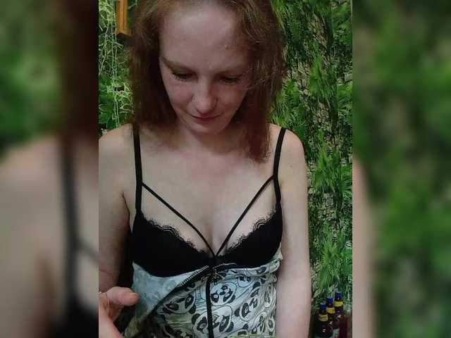 Marina1997-a live cam on BongaCams