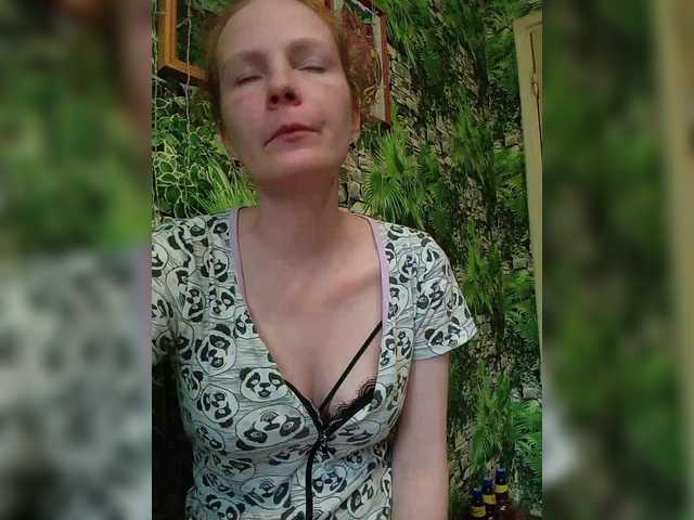 Marina1997-a live cam on BongaCams