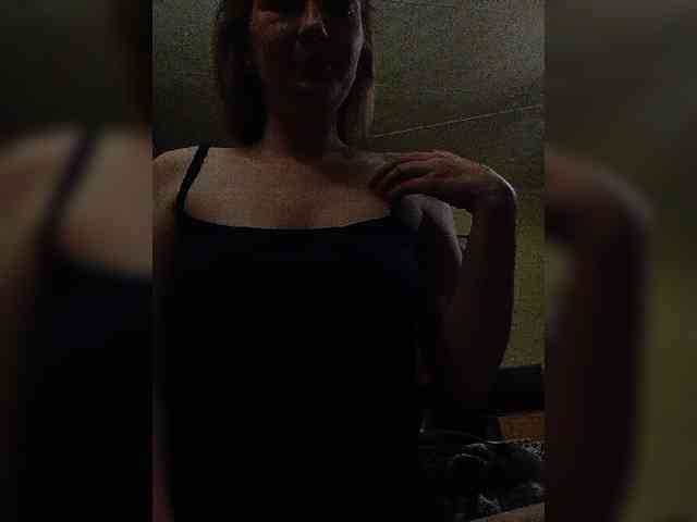 Marina1997-a webcam