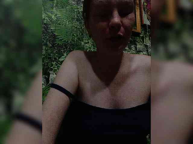 Marina1997-a webcam