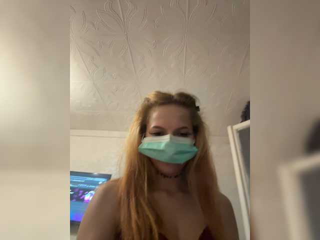 Falseness0 live cam on BongaCams