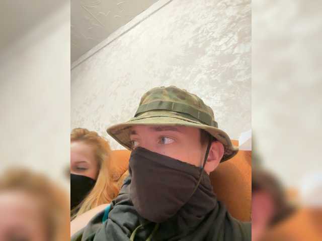 Falseness0 live cam on BongaCams