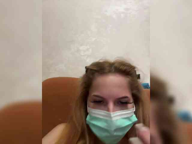 Falseness0 webcam
