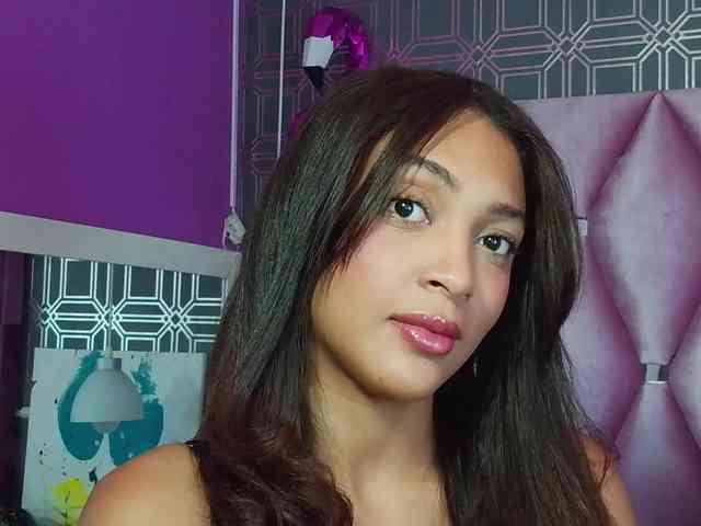 Modella: PAU-TAFUR