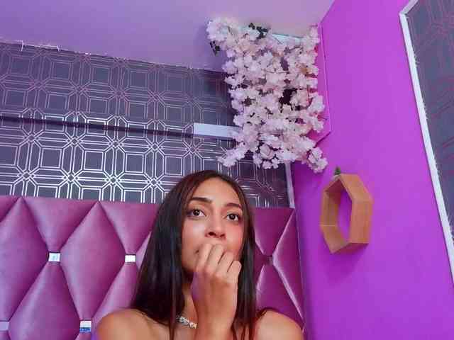 Modella: PAU-TAFUR