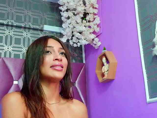 Modella: PAU-TAFUR
