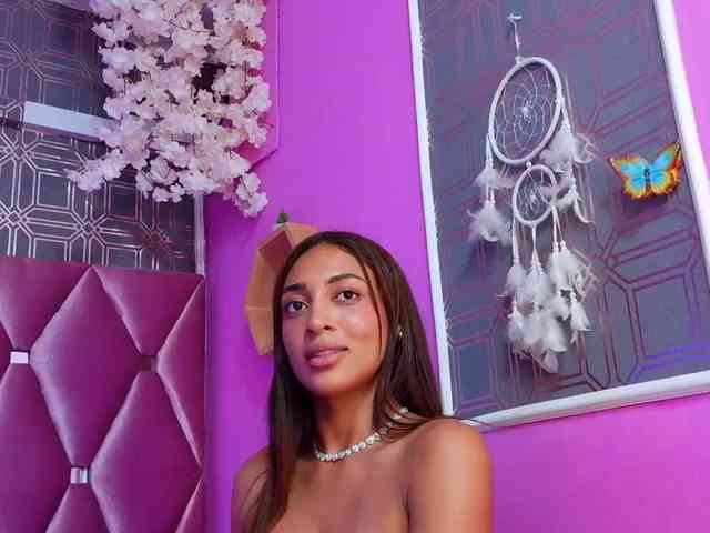 Modella: PAU-TAFUR