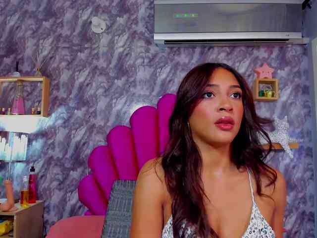 Modella: PAU-TAFUR