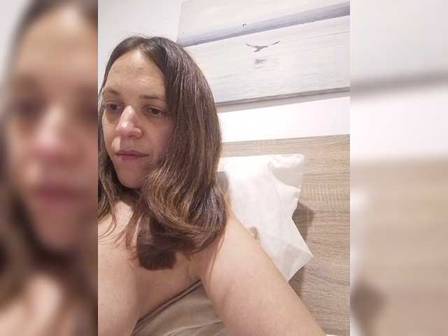 Lauflor live cam on BongaCams