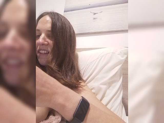 Lauflor live cam on BongaCams