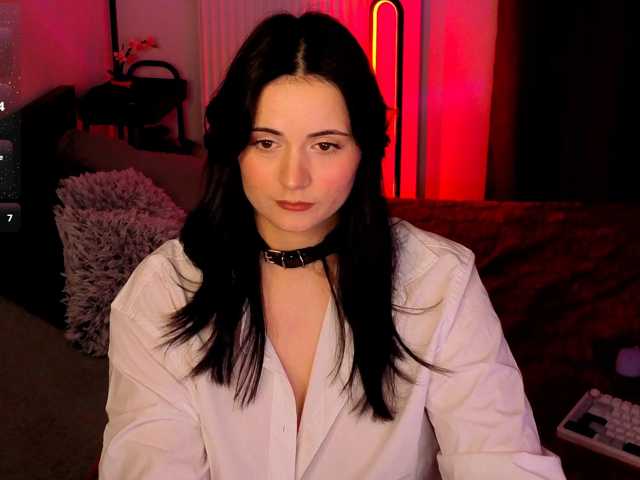 kissy3missy live cam on BongaCams