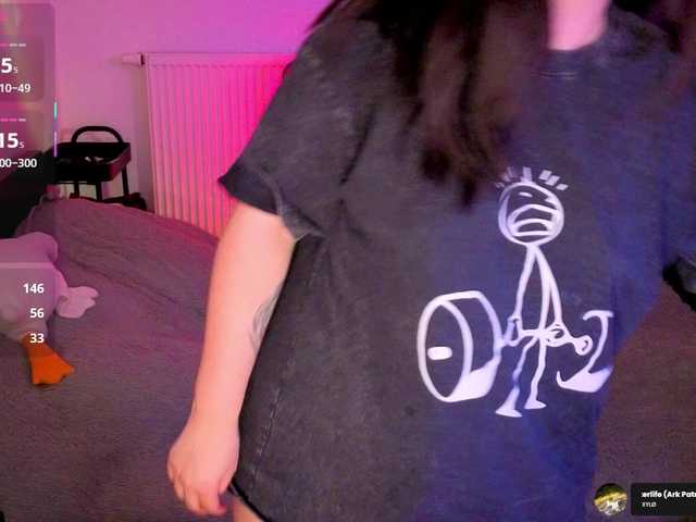 kissy3missy live cam on BongaCams