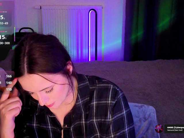 kissy3missy live webcam show