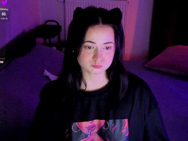 kissy3missy's BongaCams show and profile