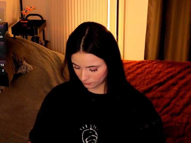 kissy3missy live cam on BongaCams