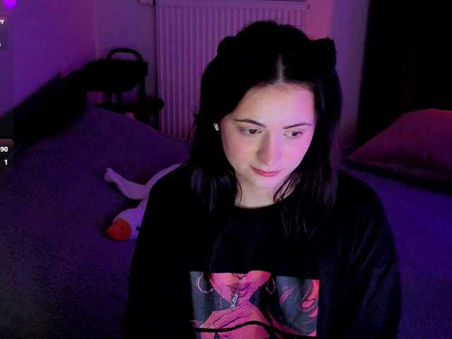 kissy3missy's BongaCams show and profile