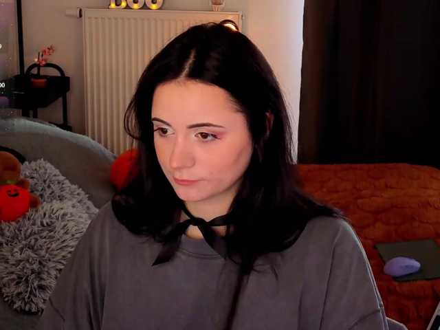kissy3missy live cam on BongaCams