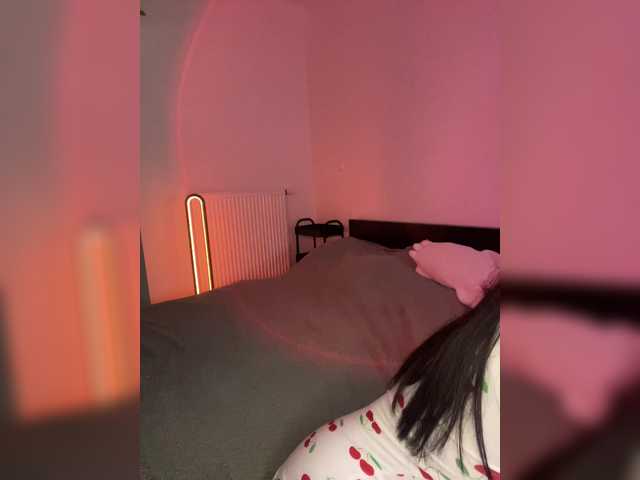 kissy3missy live cam on BongaCams