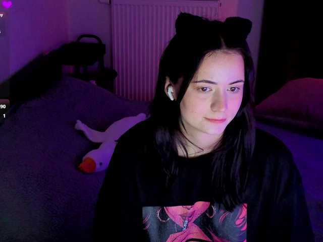 kissy3missy's BongaCams show and profile