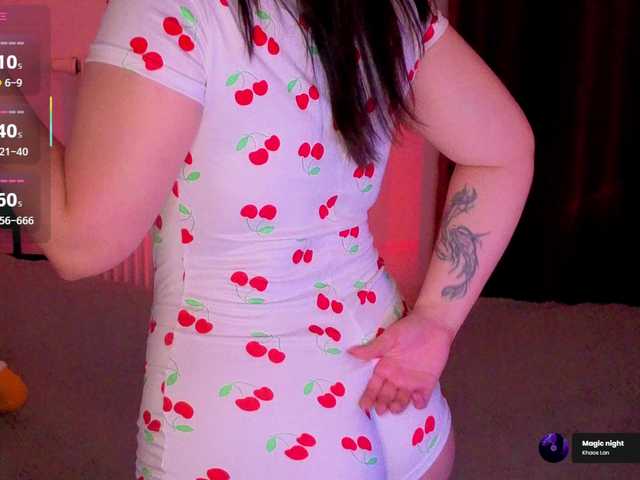 kissy3missy live cam on BongaCams