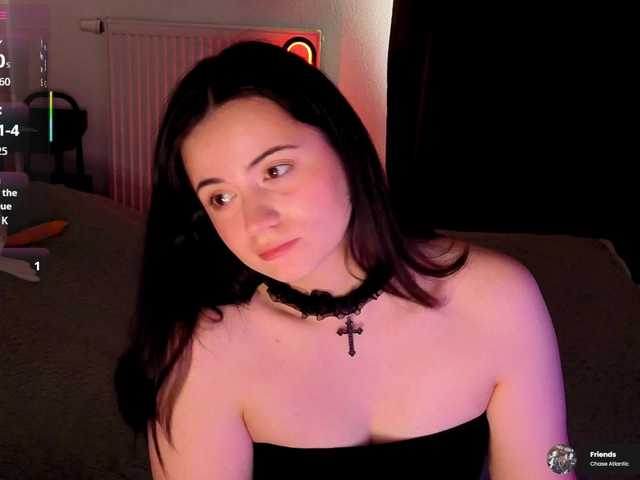 kissy3missy live cam on BongaCams