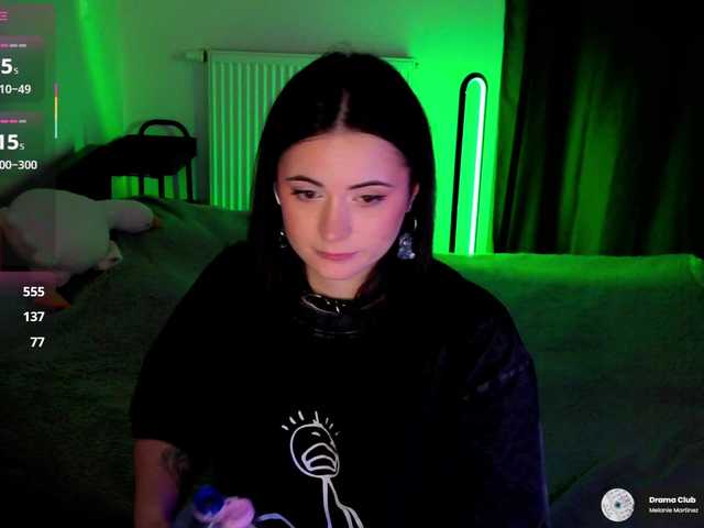 kissy3missy live cam on BongaCams