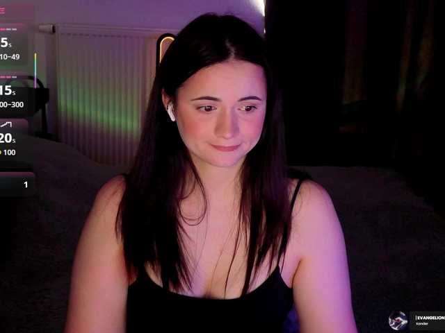 kissy3missy live cam on BongaCams