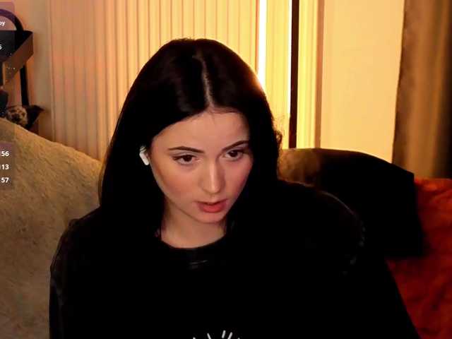 kissy3missy live cam on BongaCams