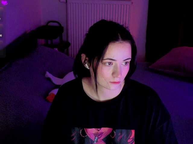 kissy3missy's BongaCams show and profile