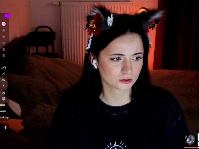 kissy3missy live cam on BongaCams