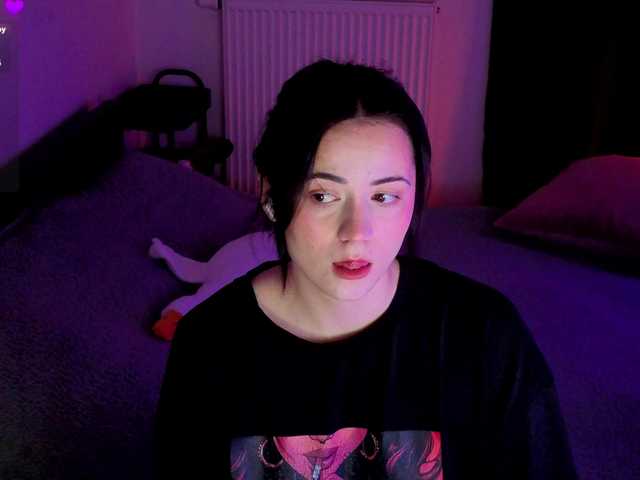 kissy3missy's BongaCams show and profile