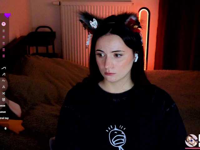 kissy3missy live cam on BongaCams