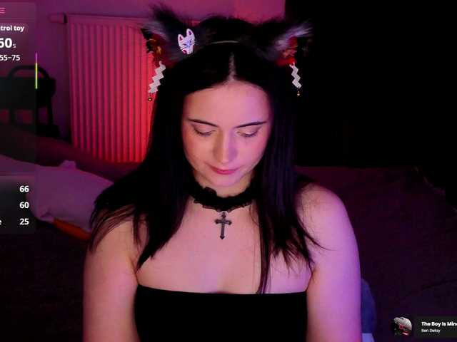 kissy3missy live sex show