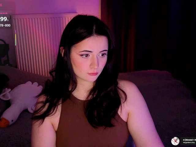 kissy3missy live cam on BongaCams