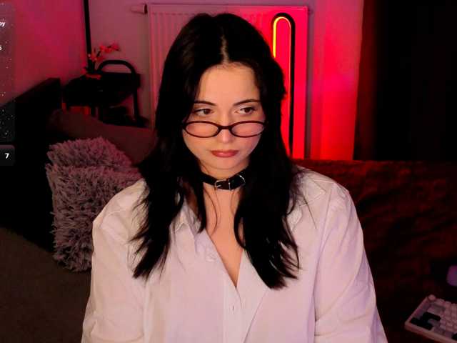 kissy3missy live cam on BongaCams
