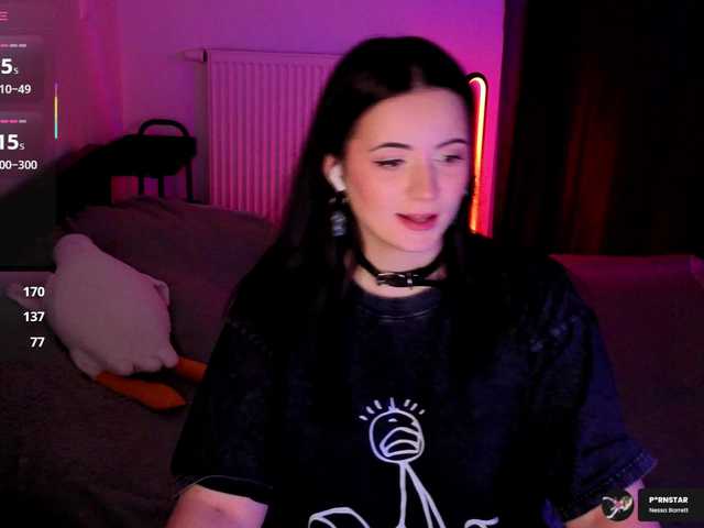 kissy3missy live cam on BongaCams