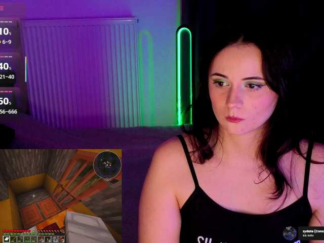 kissy3missy live cam on BongaCams