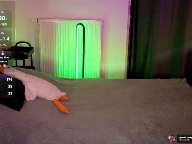 kissy3missy's live room
