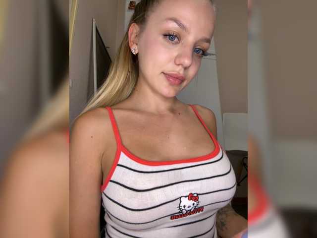 LeraMiller live cam on UnifiedCams