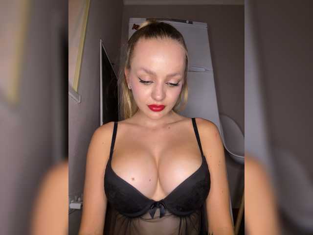 LeraMiller live cam on BongaCams