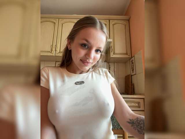 Sweet_Darina233